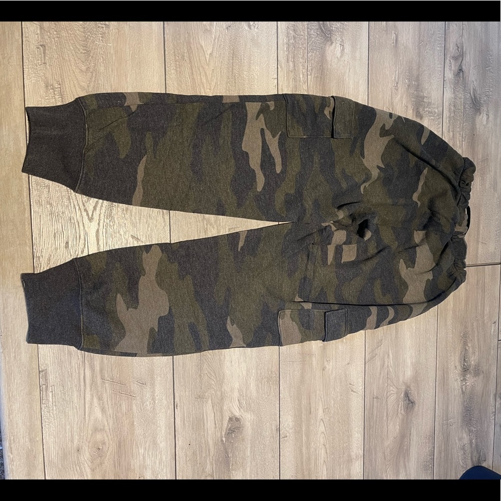 Pink| camo joggers